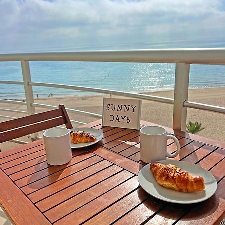 Atico Frente Al Mar 2 Terrazas Barbacoa Y Parking Sujeto A Disponibilidad Apartment El Campello Luaran gambar