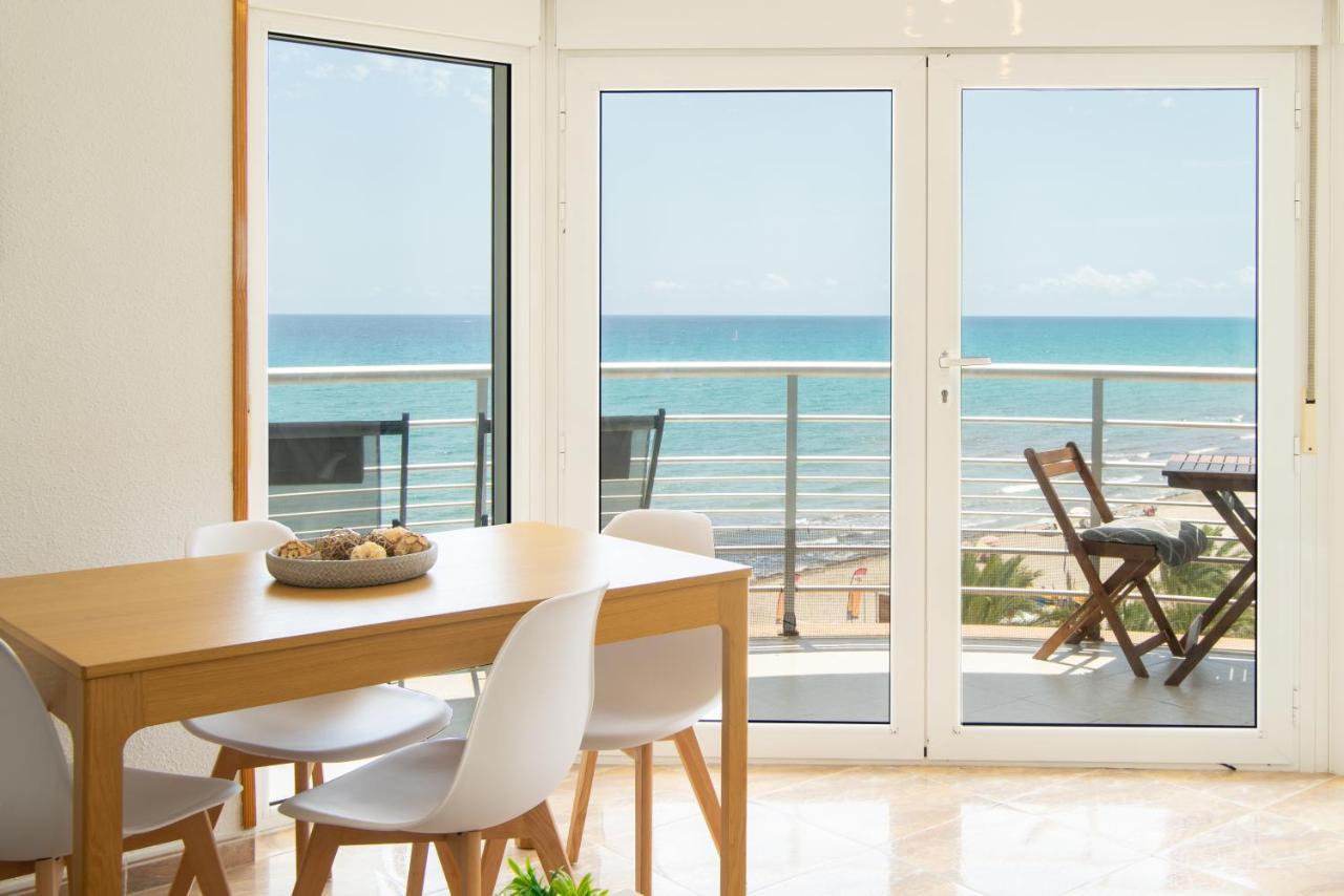 Atico Frente Al Mar 2 Terrazas Barbacoa Y Parking Sujeto A Disponibilidad Apartment El Campello Luaran gambar