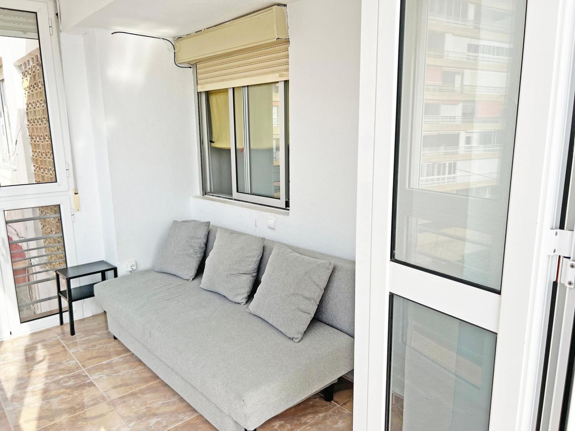 Atico Frente Al Mar 2 Terrazas Barbacoa Y Parking Sujeto A Disponibilidad Apartment El Campello Luaran gambar