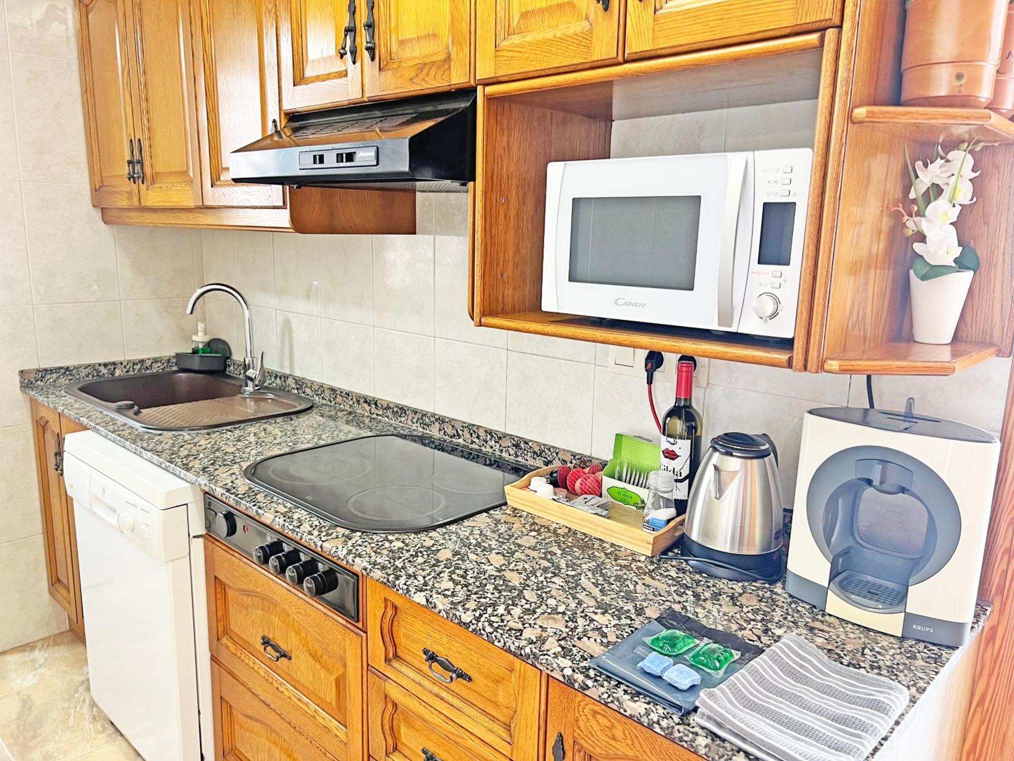 Atico Frente Al Mar 2 Terrazas Barbacoa Y Parking Sujeto A Disponibilidad Apartment El Campello Luaran gambar