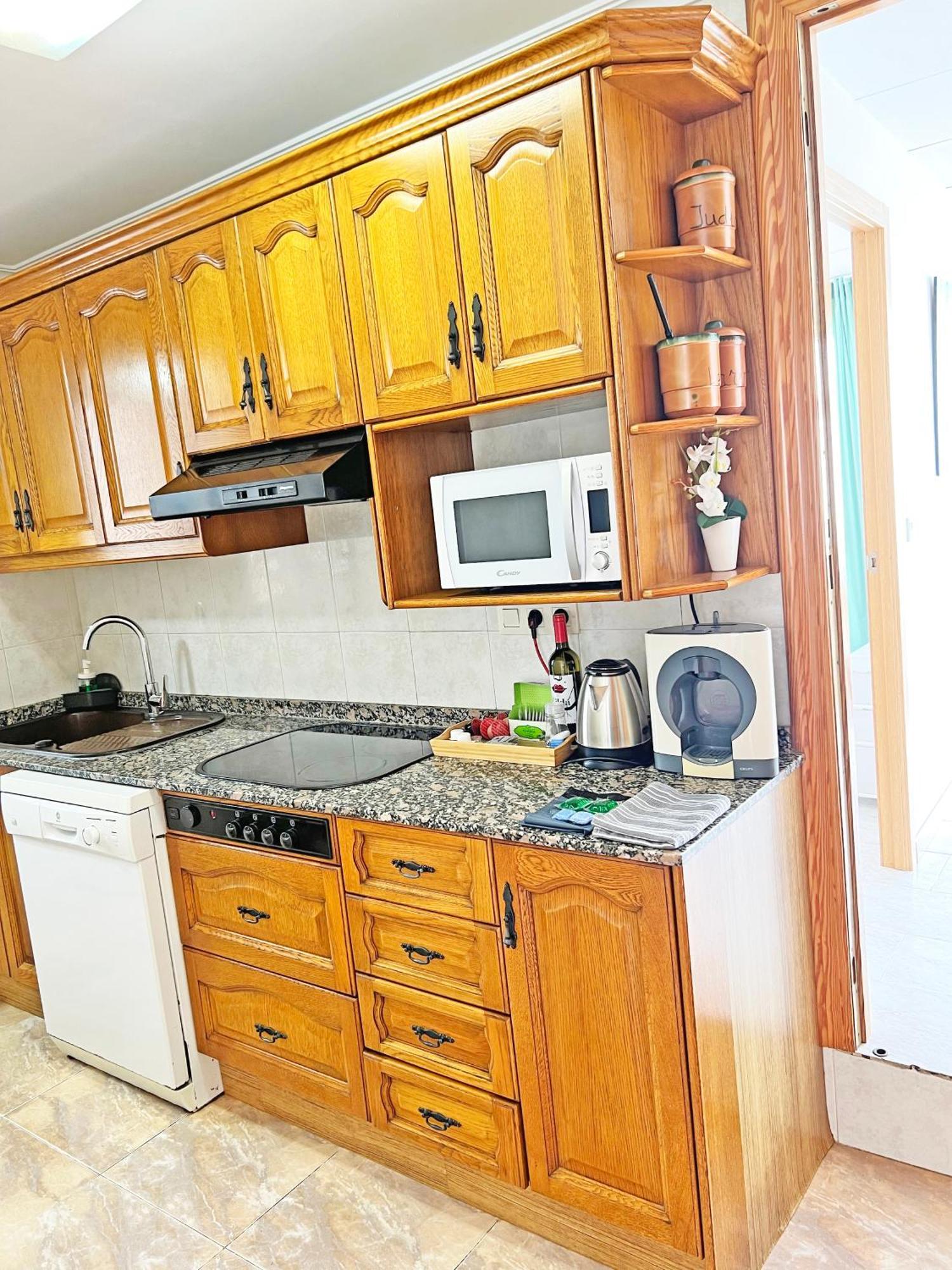 Atico Frente Al Mar 2 Terrazas Barbacoa Y Parking Sujeto A Disponibilidad Apartment El Campello Luaran gambar