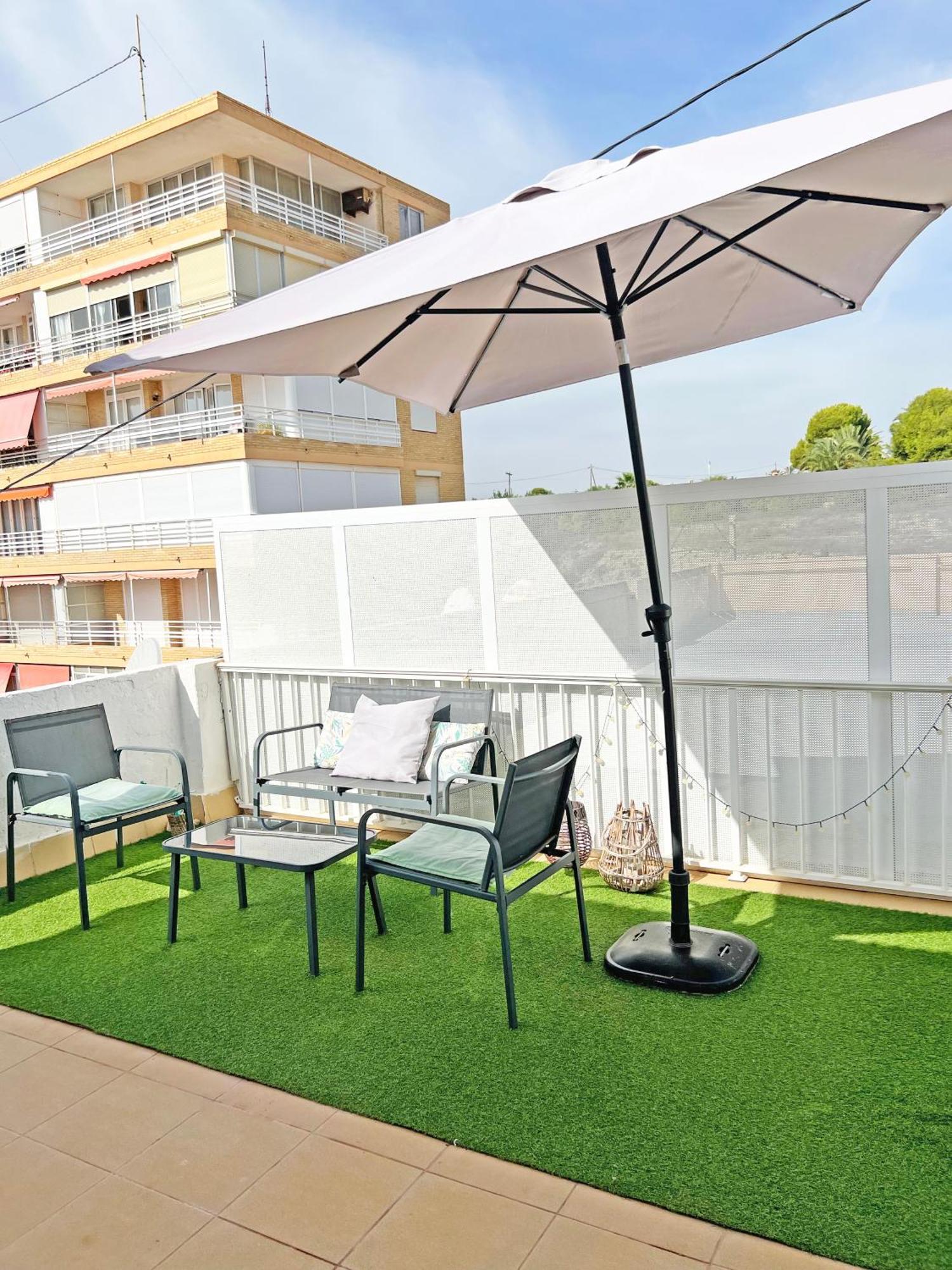 Atico Frente Al Mar 2 Terrazas Barbacoa Y Parking Sujeto A Disponibilidad Apartment El Campello Luaran gambar